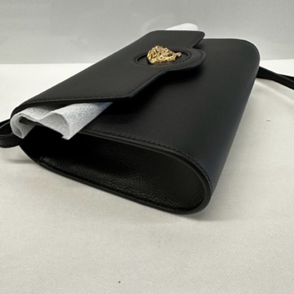 Brand new Versace La Medusa Cross Body Bag - Picture 2 of 5